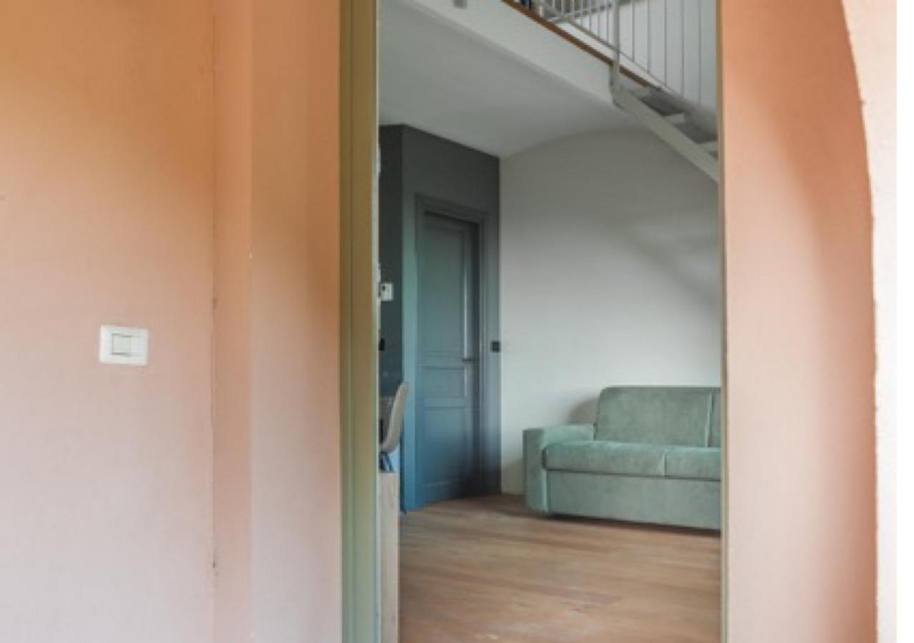 Charming Loft Golf Club Barolo Apartment Новело Екстериор снимка